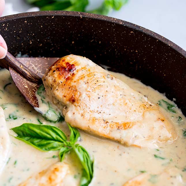 Chicken in Basil Cream Sauce a Comforting Classic